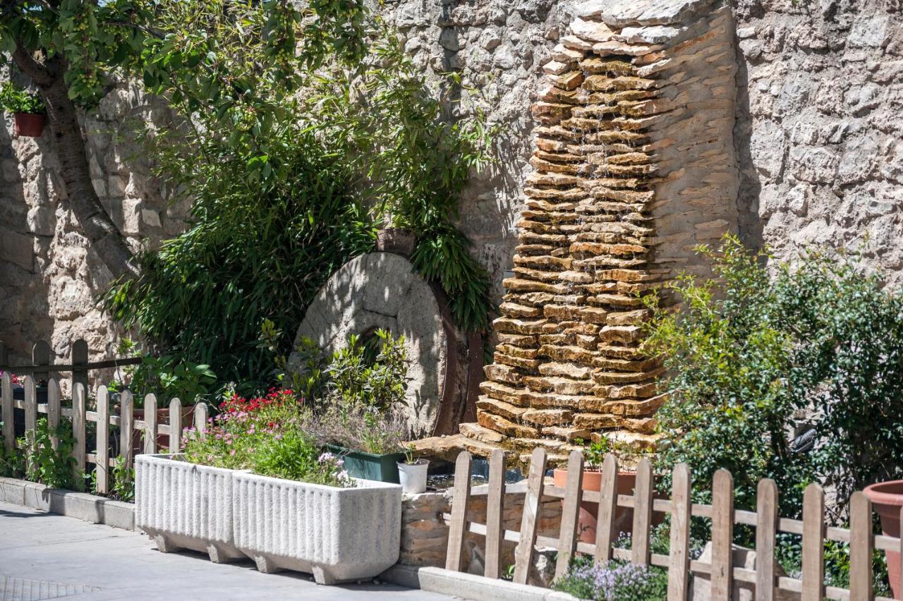 Albergue Turistico "La Fabrica" Tardajos Exteriér fotografie